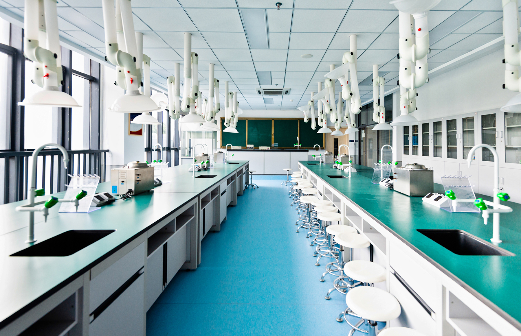 Empty laboratory in high school.